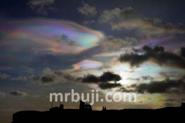 Nacreous clouds
